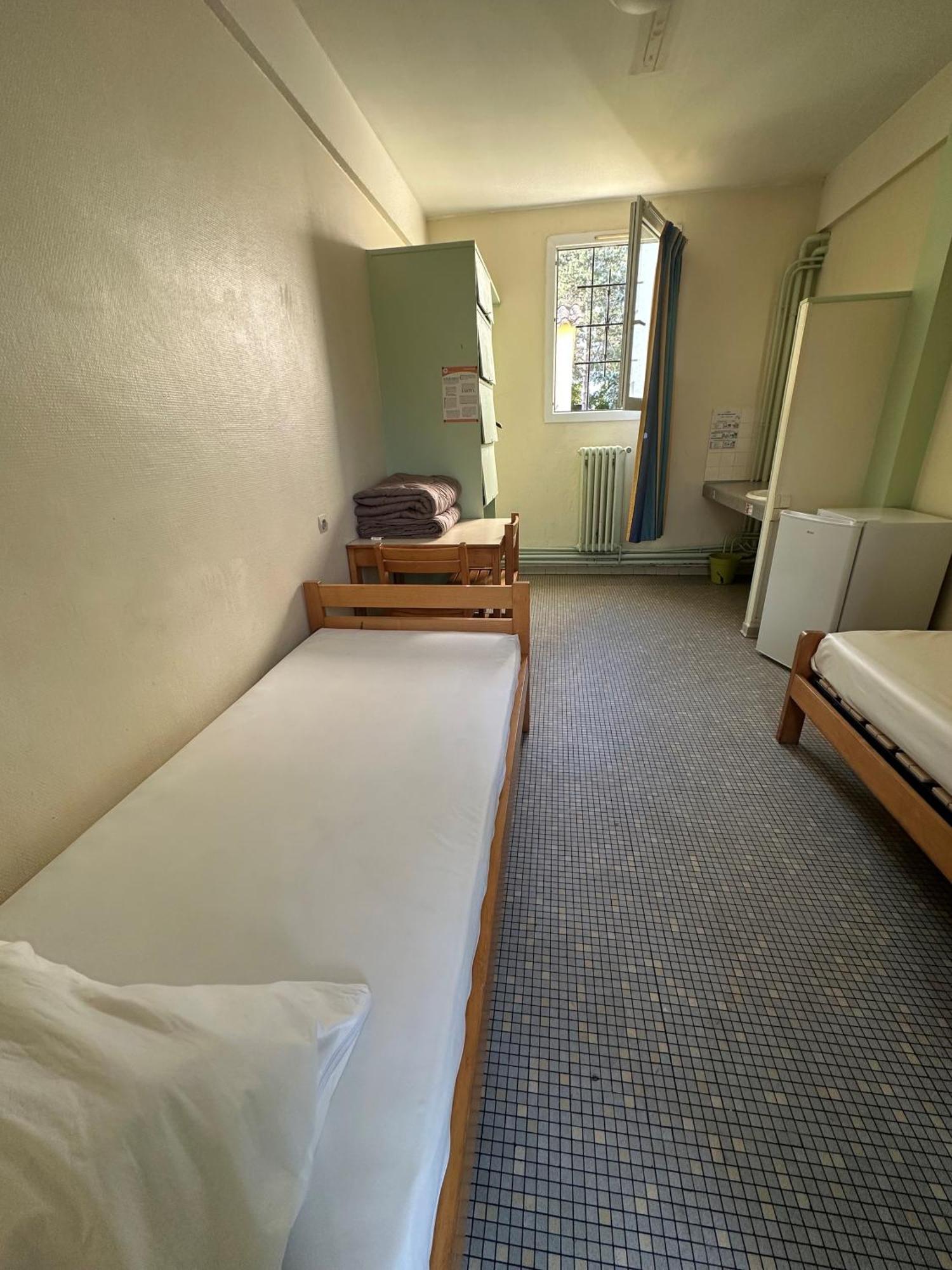 Auberge De Jeunesse Hi بواتييه المظهر الخارجي الصورة