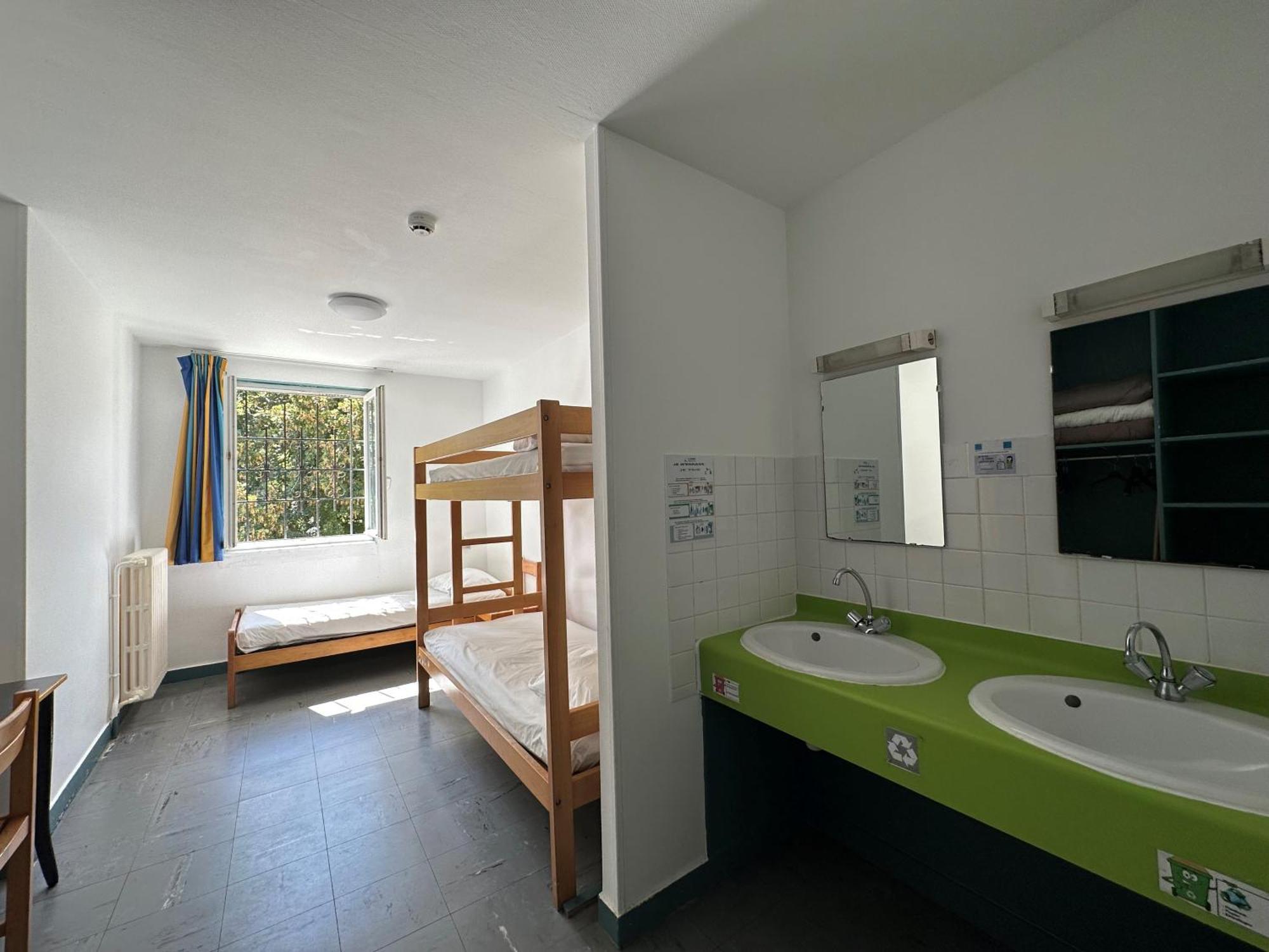 Auberge De Jeunesse Hi بواتييه المظهر الخارجي الصورة