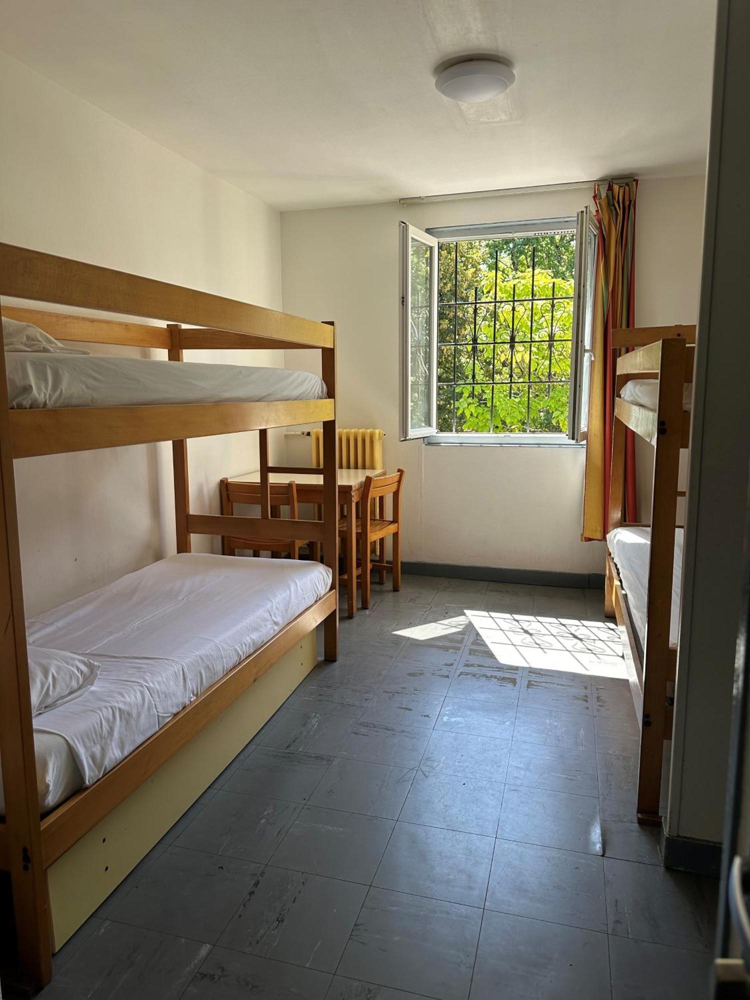 Auberge De Jeunesse Hi بواتييه المظهر الخارجي الصورة